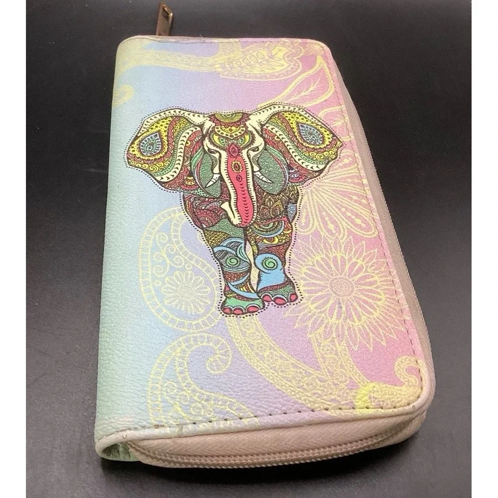 Vintage Boho Retro Elephant Zippered Wallet 7.5